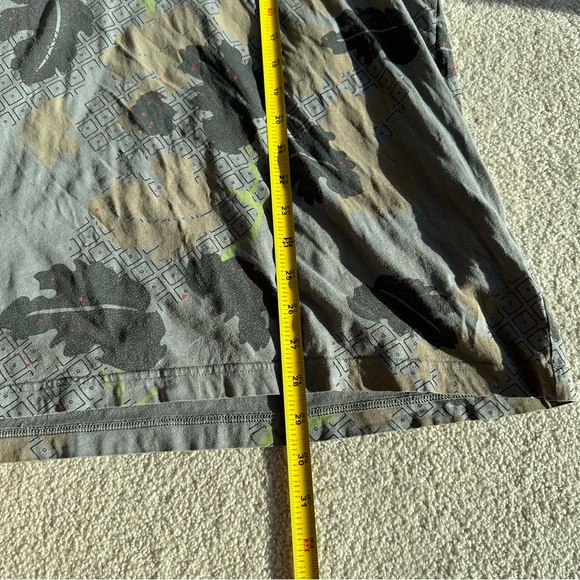 Nike Mens Mid Snakebite T-Shirt 2XL Leaf Pattern - Picture 7 of 7